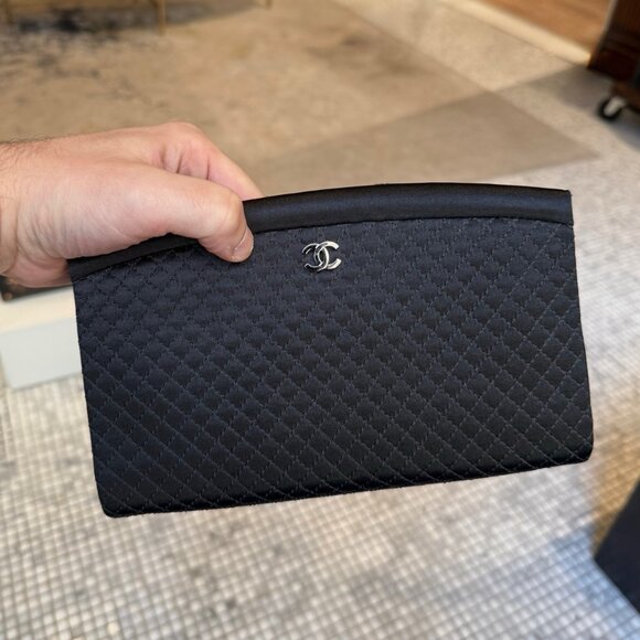 Chanel 2006-2008 Black Quilted Satin Clutch Bag - Picture 13 of 15